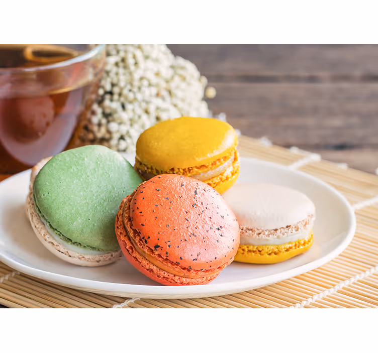 Fototapete Sprüche bunte macarons erfreuen - TenStickers