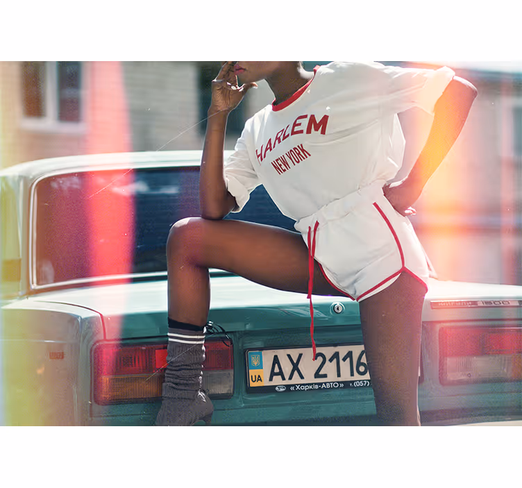 Fototapete Menschen pose im harlem-stil - TenStickers