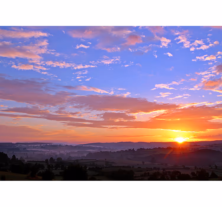 Fototapete landschaften sonnenuntergang über hügeln - TenStickers
