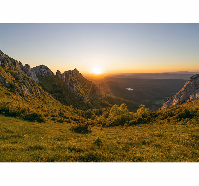 Fototapete landschaften sonnenuntergang über bergen - TenStickers