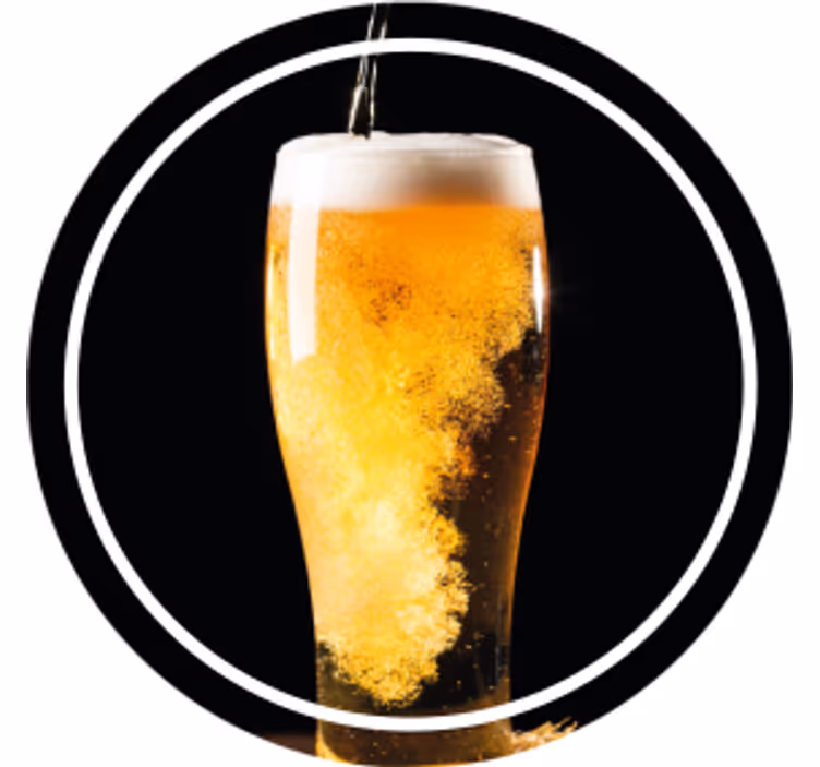 Bierdeckel sprudelndes bier im glas - TenStickers