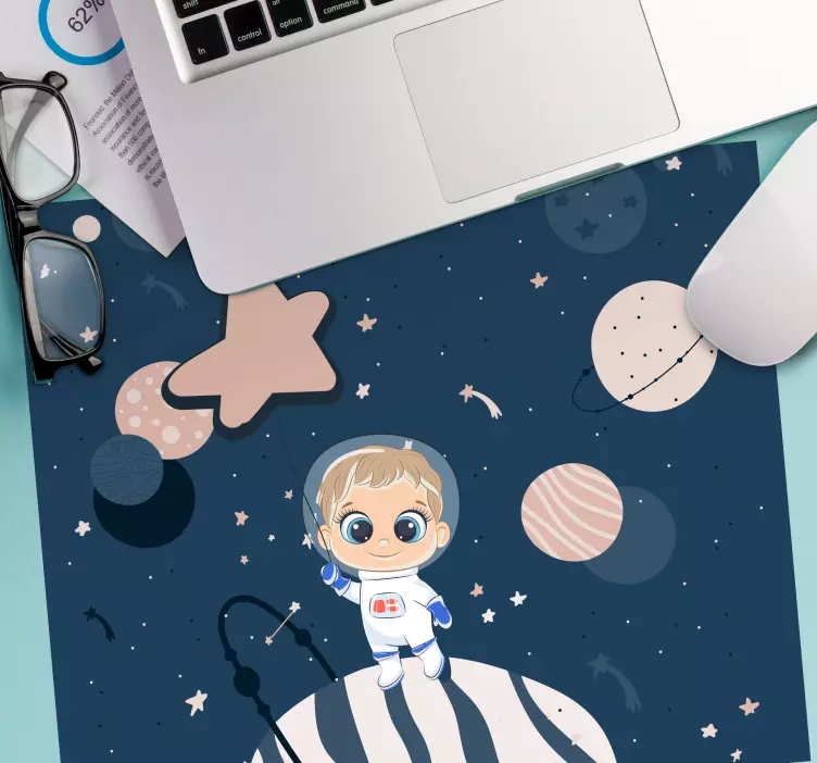 Anime mauspad mit süßem astronauten charakter - TenStickers