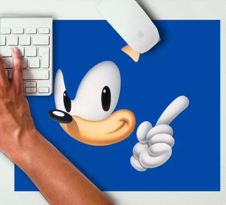 Gaming mauspad mit fröhlicher animationsfigur - TenStickers