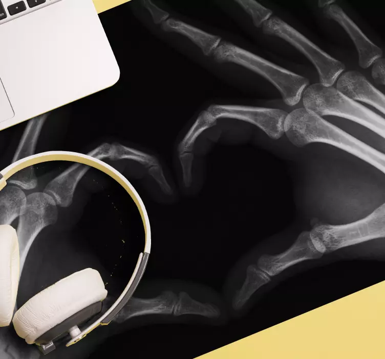 Gaming mauspad mit herzförmigen skeletthänden - TenStickers