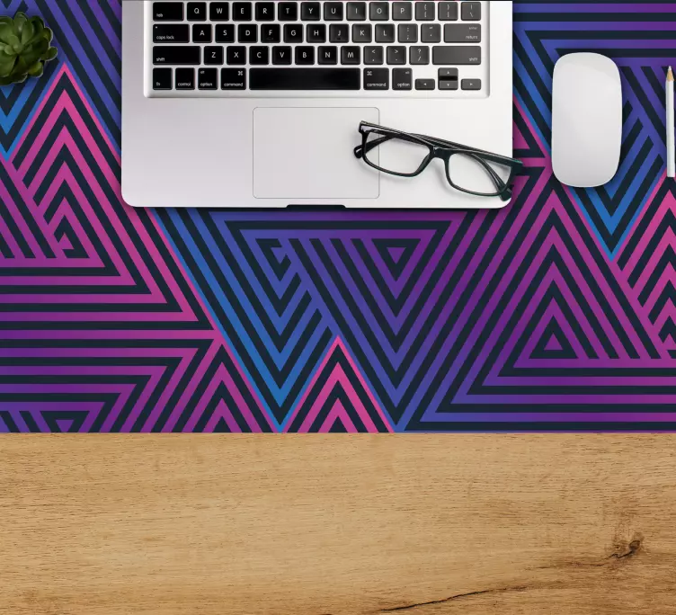 Mauspad muster mit lebhaften dreieckigen linien - TenStickers
