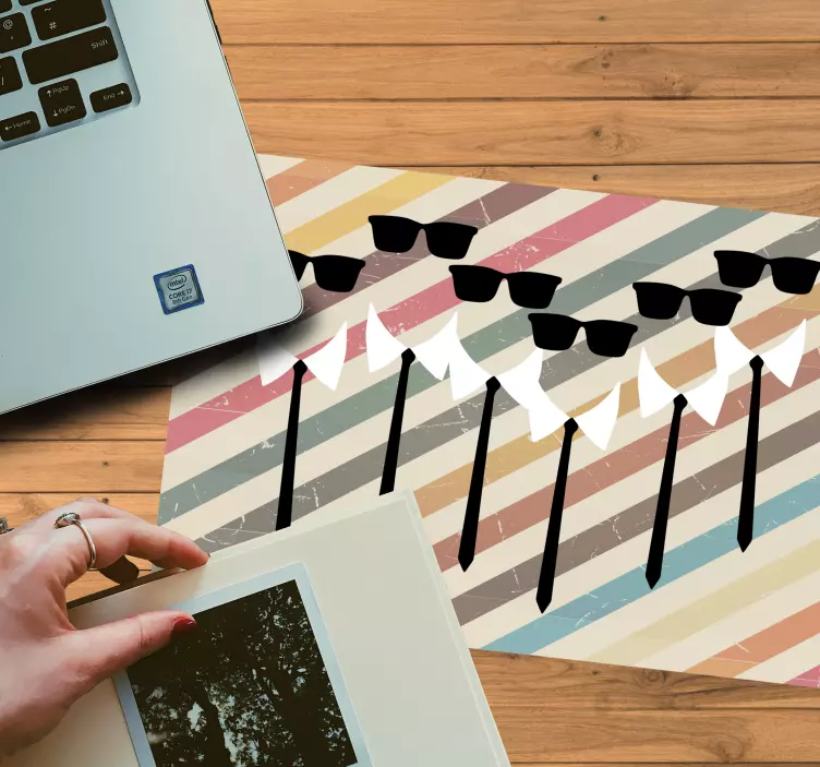 Mauspad muster mit stylischen sonnenbrillen reihen - TenStickers
