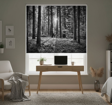 Rollo fenster schwarz monochromer wald - TenStickers