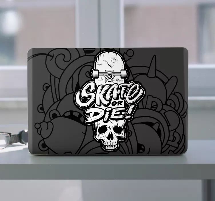 Laptop Aufkleber skateboard-schädel-illustration - TenStickers