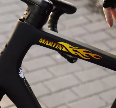Flamme mit Namen Fahrrad Sticker - TenStickers
