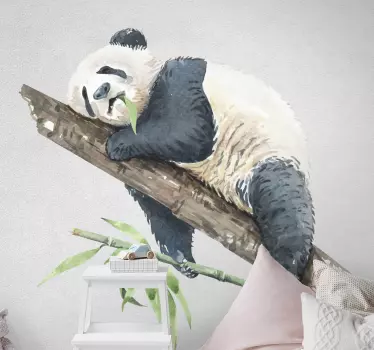 Aufkleber Wildes Tier Realistischer panda mit einer pflanze - TenStickers
