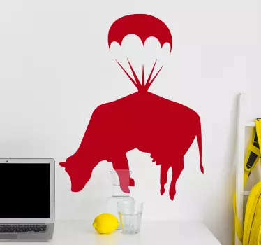 Banksy Kuh mit Fallschirm Wandaufkleber - TenStickers