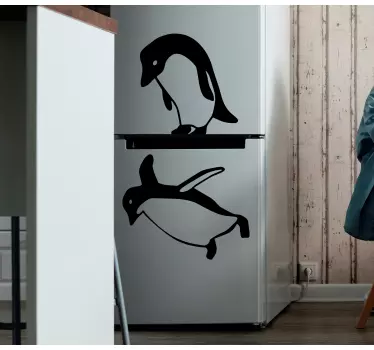 Folie kühlschrank verspieltes pinguin duo - TenStickers