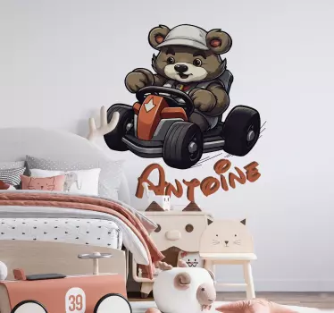 Personalisiertes Wandtattoo Bär im Rennwagen - TenStickers