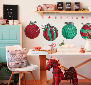 Wandtattoo Weihnachten Weihnachtskugelset in grün und rot - TenStickers