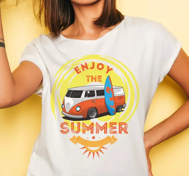 Cartoon-van mit individuellem surf-t-shirt - TenStickers