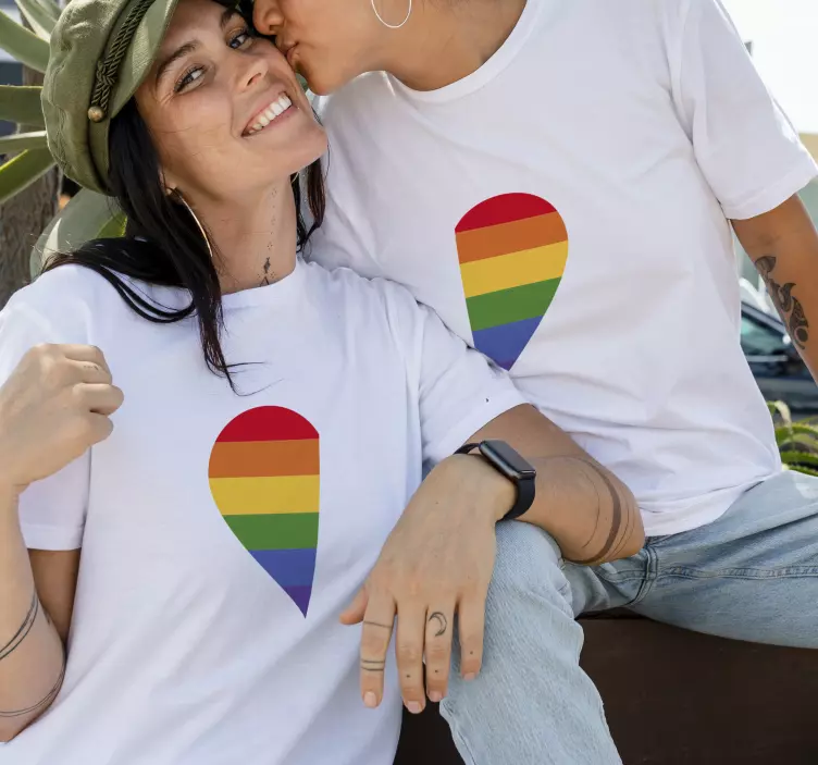 Partner T Shirts Halb-geteilte-LGBT-Herze - TenStickers