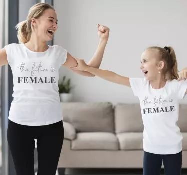 Mutter und tochter t shirt zukunftsweisende botschaften - TenStickers