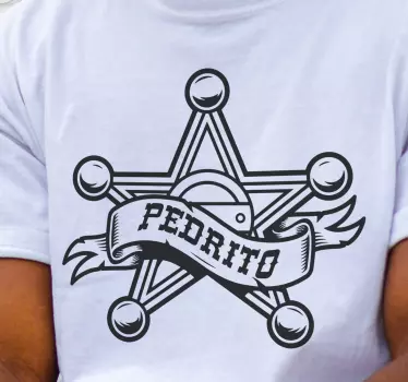 T-shirt mit namen und individuellem sheriffstern - TenStickers