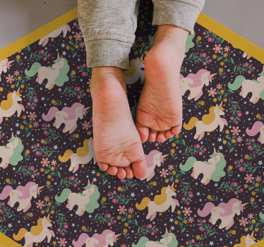 Vinyl Teppich kindlich spielplatz der fabelwesen - TenStickers