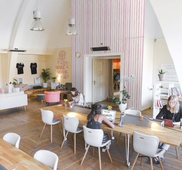 Tapete vertikale Streifen rosa elegantes muster - TenStickers